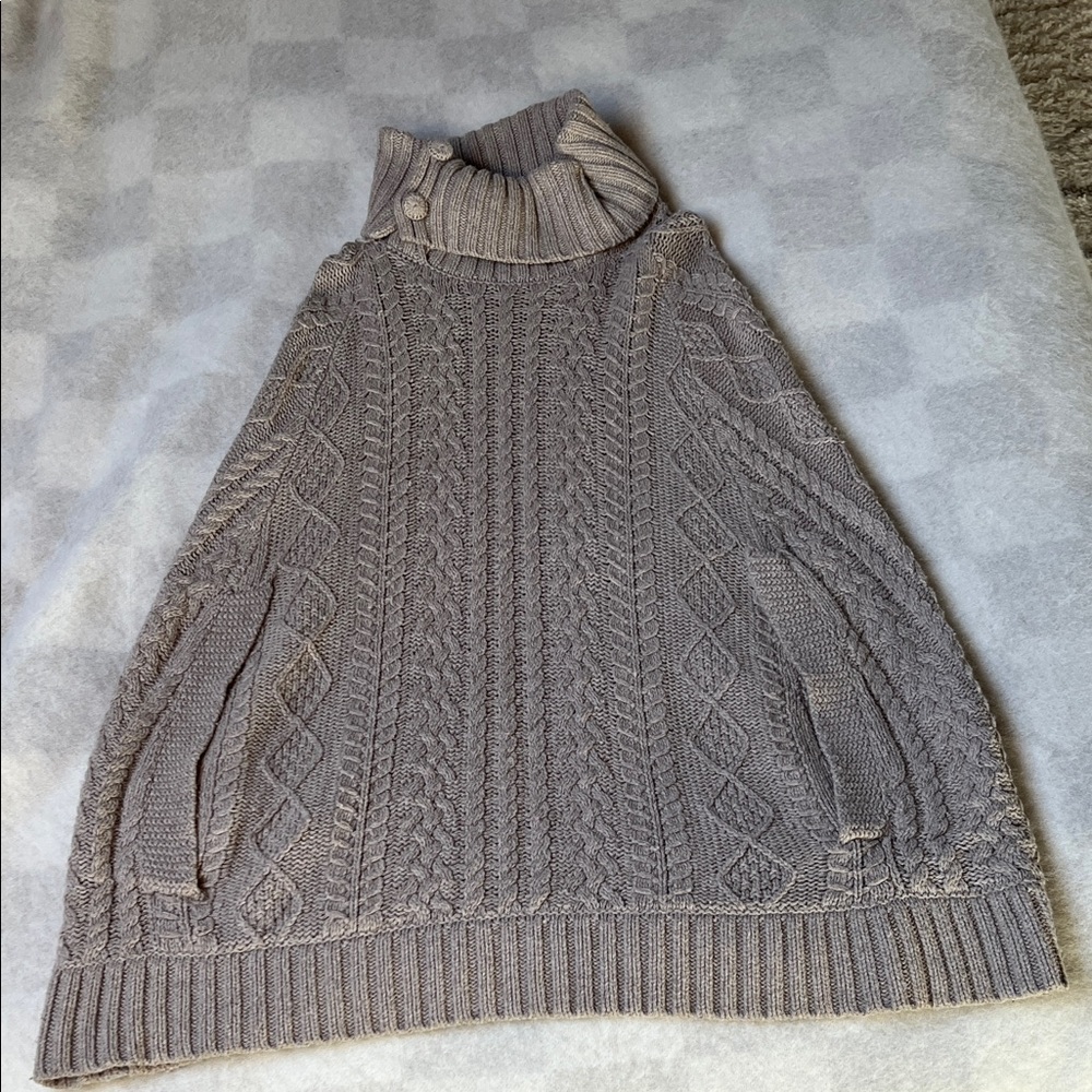 Voob Taupe Cable Knit Turtleneck Poncho Sweater – S/M